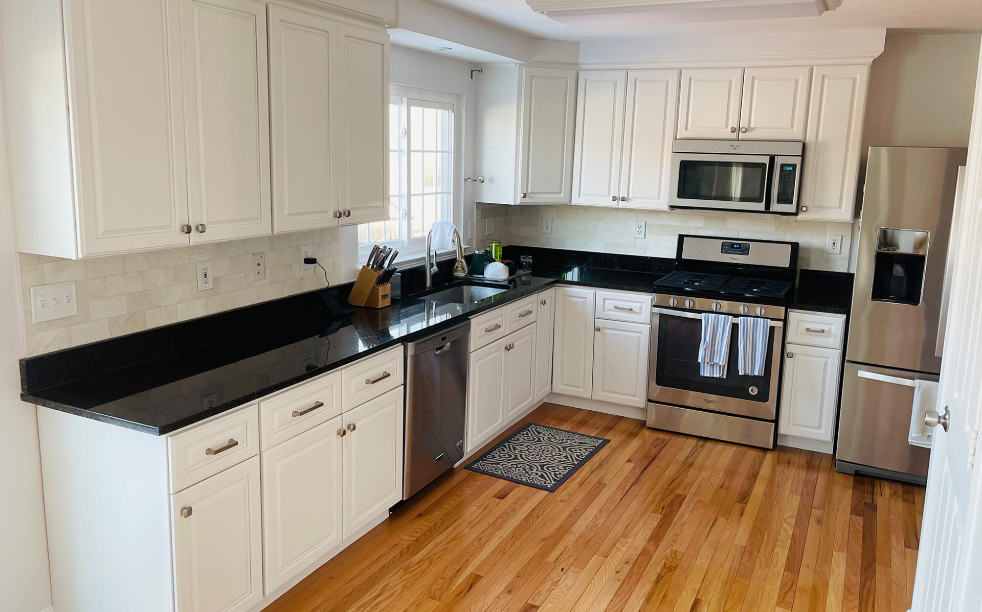 painting_contractors_md_kitchen_cabinets-1