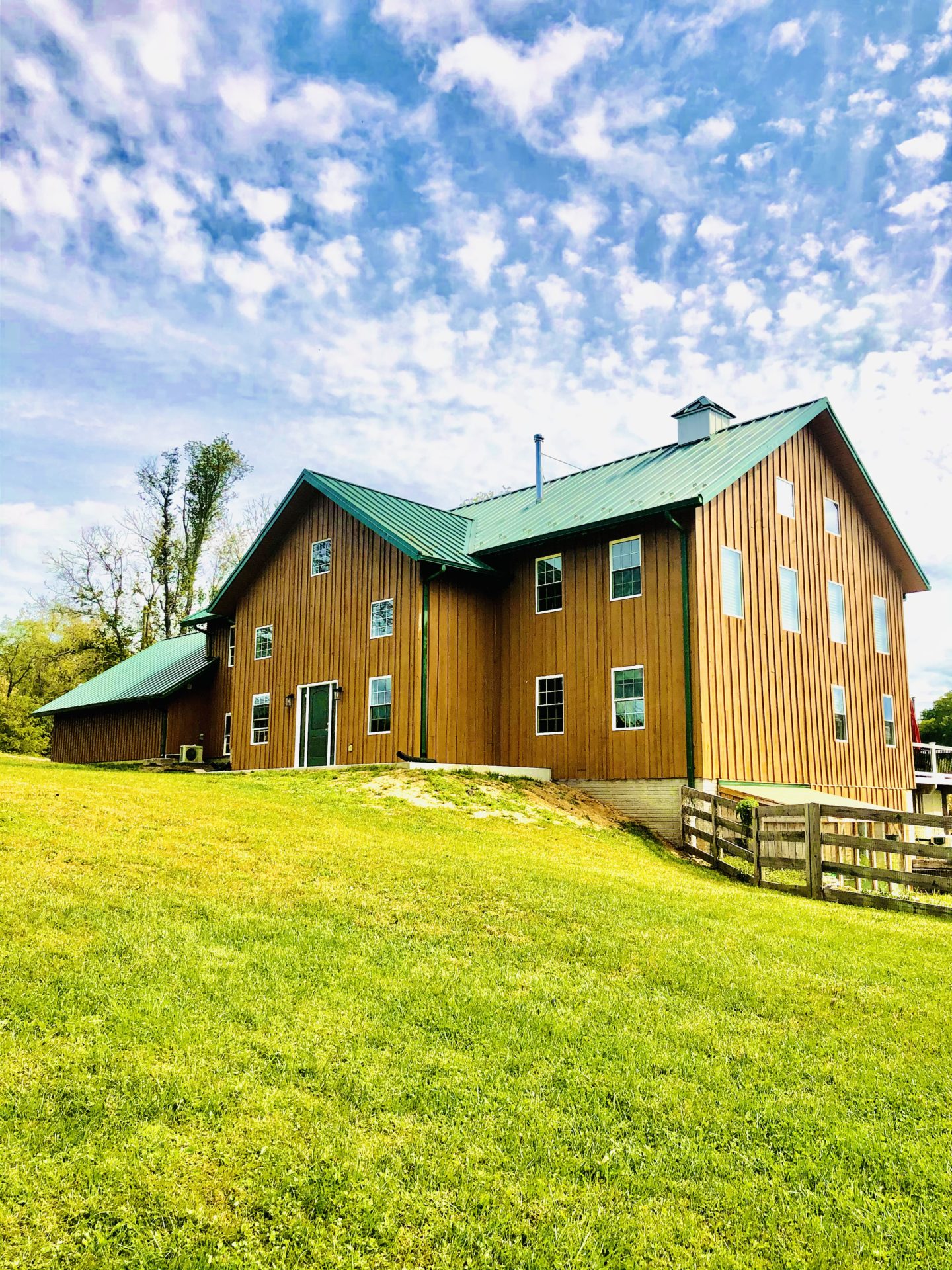  exterior painting of country home in carroll country md